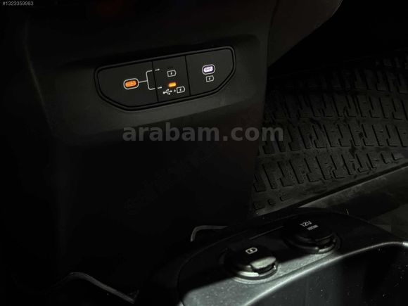 ARABACI GRUP 2025 KİA EV6-12BİNKM-%20 KDV'Lİ-HATASIZ-SUNROOF