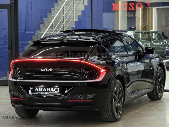 ARABACI GRUP 2025 KİA EV6-12BİNKM-%20 KDV'Lİ-HATASIZ-SUNROOF