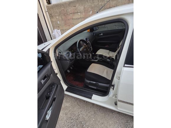 Sahibinden Ford Focus 1.6 TDCi Trend 2006 Model