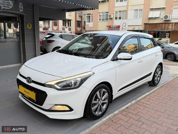HYUNDAİ İ20 1.4 CRDI ELİTE 0.99 ORAN İLE KREDİ İMKANI