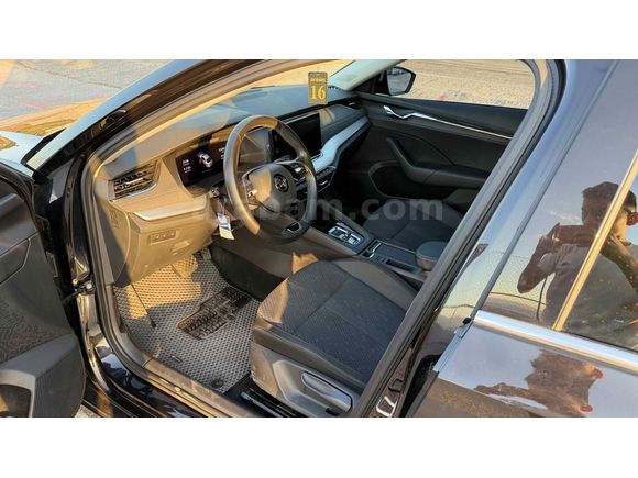 Sahibinden Skoda Octavia 1.5 e-Tec Premium 2021 Model 