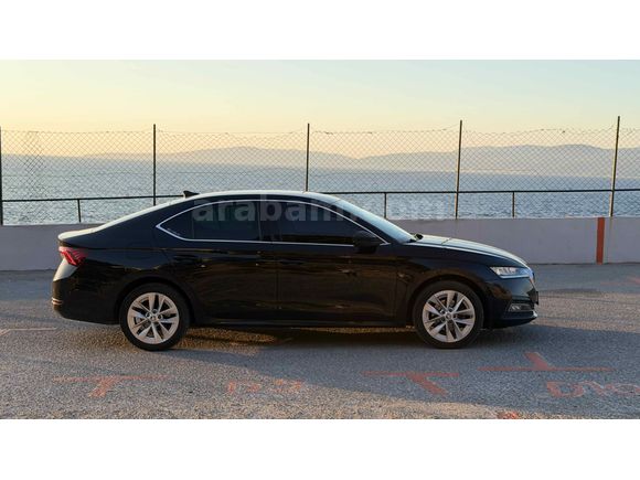 Sahibinden Skoda Octavia 1.5 e-Tec Premium 2021 Model 