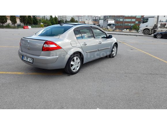 Sahibinden Renault Megane 1.6 Dynamique 2004 Model