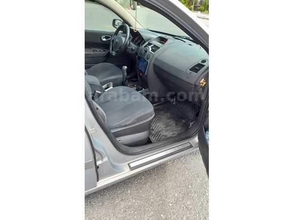 Sahibinden Renault Megane 1.6 Dynamique 2004 Model