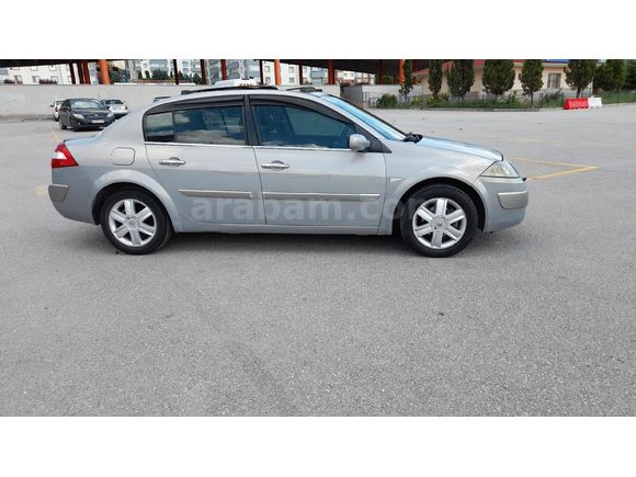 Sahibinden Renault Megane 1.6 Dynamique 2004 Model