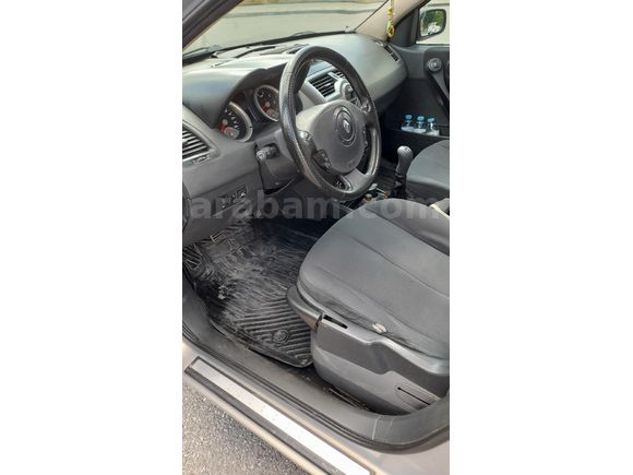 Sahibinden Renault Megane 1.6 Dynamique 2004 Model