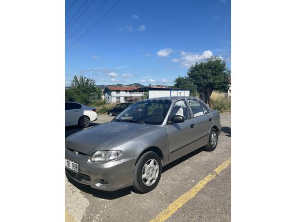 Sahibinden Hyundai Accent 1.3 LX 1999 Model 