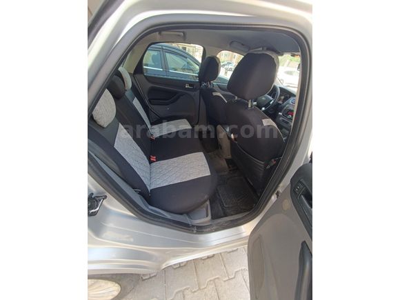 Sahibinden Ford Focus 1.6 TDCi Titanium 2011 Model