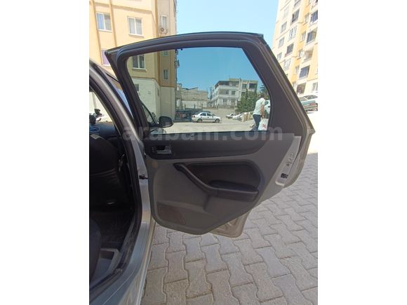 Sahibinden Ford Focus 1.6 TDCi Titanium 2011 Model