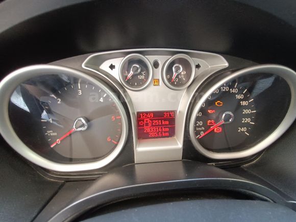 Sahibinden Ford Focus 1.6 TDCi Titanium 2011 Model