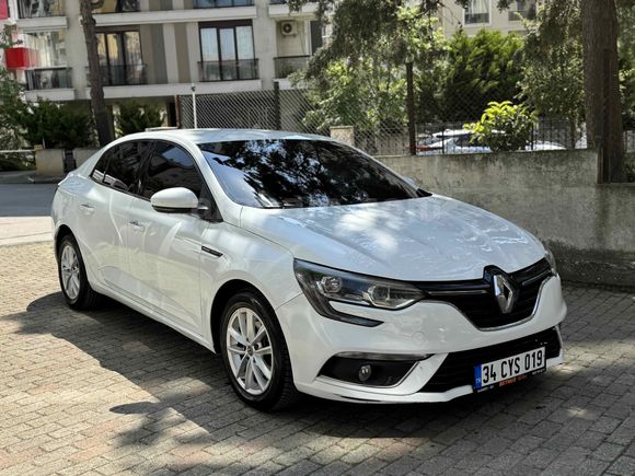 Sahibinden Renault Megane 1.5 Blue DCI Touch 2020 Model 