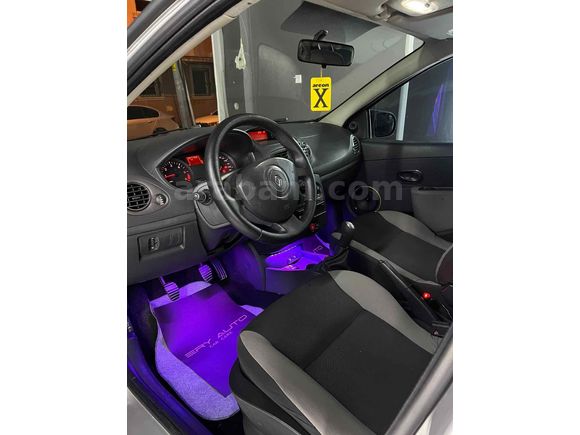 Galeriden Renault Clio 1.5 dCi Authentique 2010 Model İstanbul