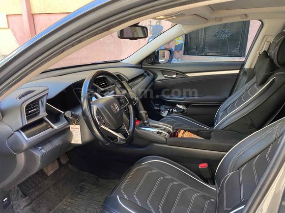 Sahibinden Honda Civic 1.5 i-VTEC Elegance 2021 Model 
