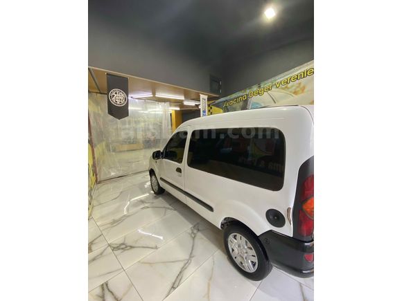 Sahibinden Renault Kangoo 1.9 D RN 2000 Model 