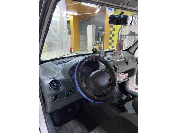 Sahibinden Renault Kangoo 1.9 D RN 2000 Model 