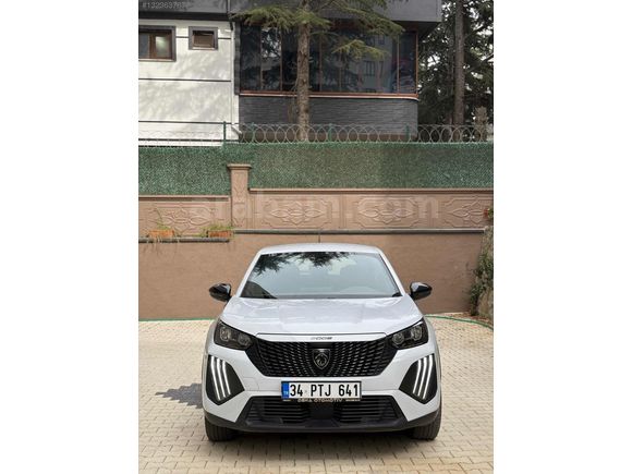 2024 MODEL HATASIZ BOYASIZ 56 BİN KM