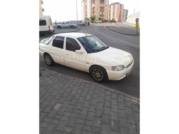Sahibinden Ford Escort 1.6 CLX 1998 Model 