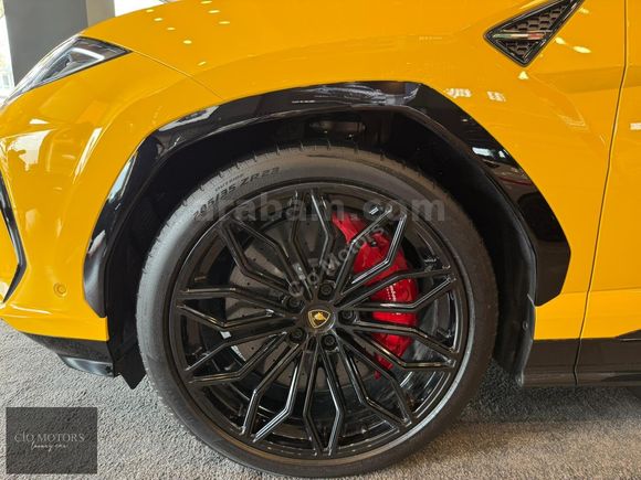 -CİO MOTORS-LAMBORGHINI URUS SE 4.0-CARBON-AKS-B&O-23J-