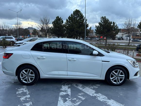 2020 Megane 1.3 TCe Touch 140 hp 66 binde Tesla Ekranlı Bakımlı