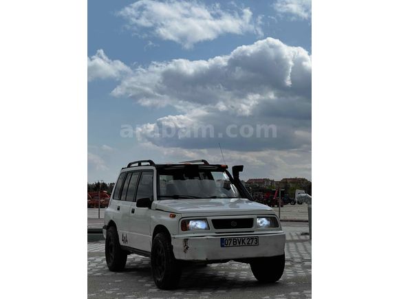 ARAZİ CANAVARI SÜZUKİ VITARRAA