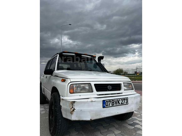 ARAZİ CANAVARI SÜZUKİ VITARRAA