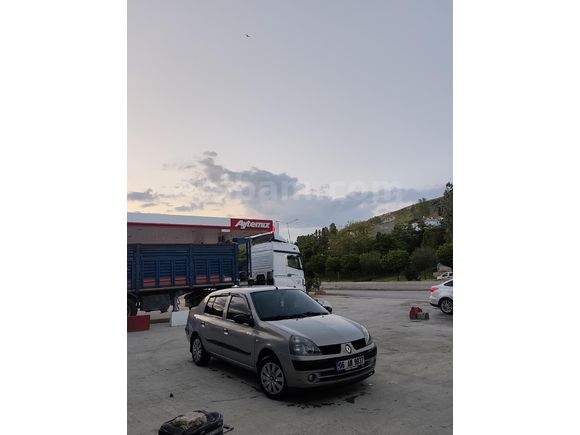 Sahibinden Renault Clio 1.4 Authentique 2005 Model  205.000 km Gri (titanyum)