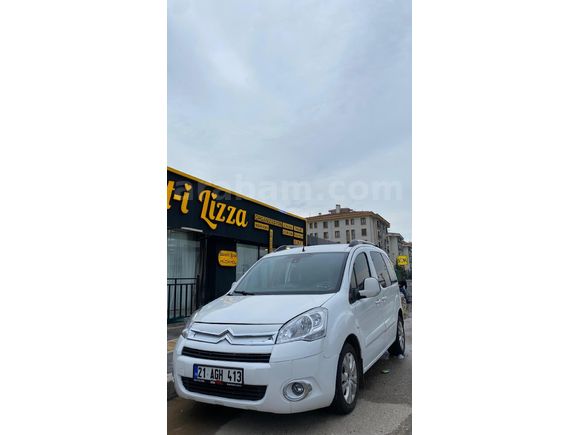 Tr nın en ucuzu Sahibinden Citroen Berlingo 1.6 HDi Selection 2012 Model