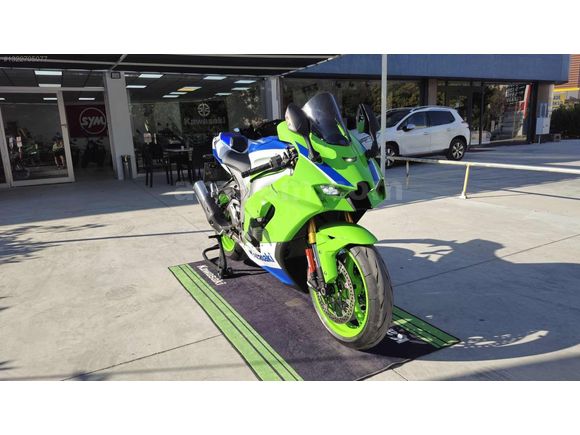 Galeriden Kawasaki Ninja ZX-10R 2024 Model Konya 7.000 km Yeşil