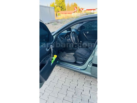 Sahibinden Renault Megane 1.6 Dynamique 2004 Model 