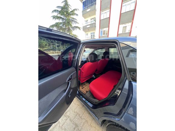 Sahibinden Ford Focus 1.6 Ambiente 2001 Model 