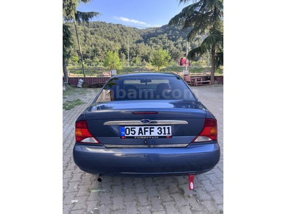 Sahibinden Ford Focus 1.6 Ambiente 2001 Model 