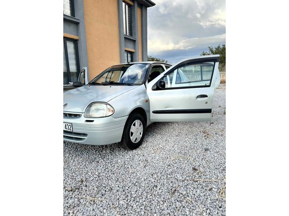 DEĞİŞENSİZ!! Renault Clio 1.4 RNA 2001 MODEL!