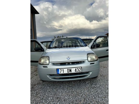 DEĞİŞENSİZ!! Renault Clio 1.4 RNA 2001 MODEL!