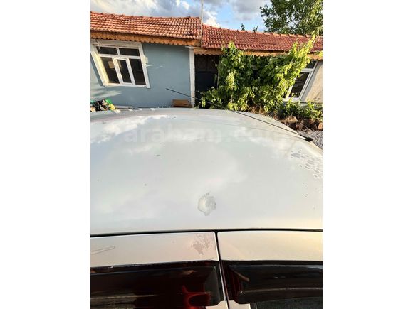 DEĞİŞENSİZ!! Renault Clio 1.4 RNA 2001 MODEL!