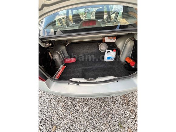 DEĞİŞENSİZ!! Renault Clio 1.4 RNA 2001 MODEL!