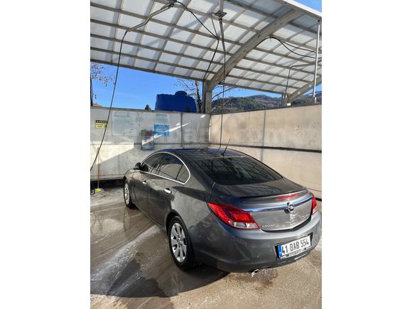 TEMİZ OPEL İNSİGNİA