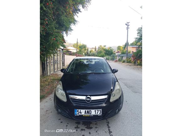 Opel Corsa 1.4 Twinport Enjoy 2009Model  370.000 km Siyah