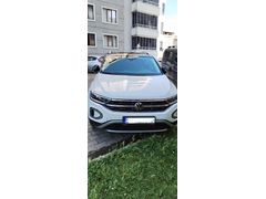 Sahibinden Volkswagen T-Roc 1.5 TSI Style 2025 Model  9000 km Beyaz