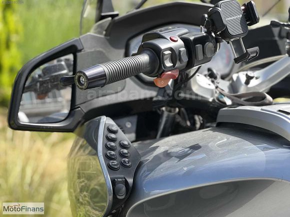 MotoFinans'tan BMW R1200 RT , 3 'lü Çantalı Aksesuarlı