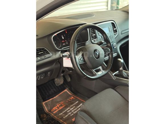 2022 Hatasız Megane 4