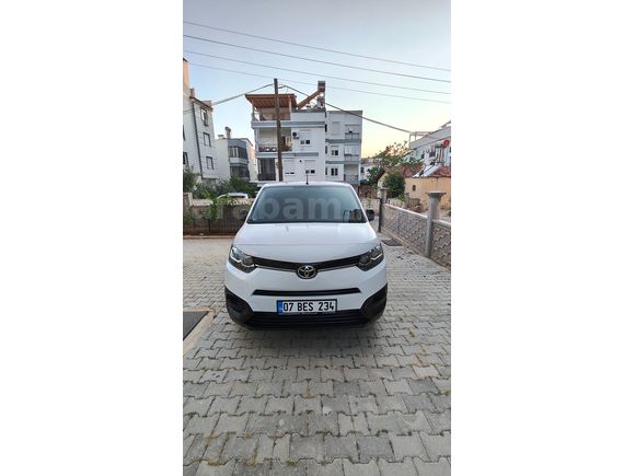 Sahibinden Toyota Proace City 1.5 D Dream 2022 Model 