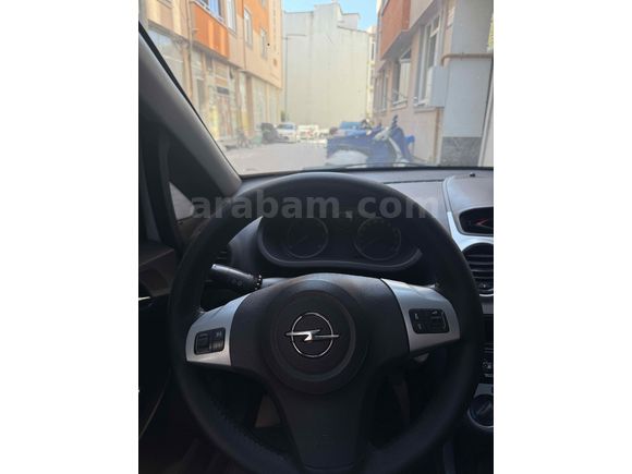 Sahibinden Opel Corsa 1.3 CDTI Essentia 2013 Model 