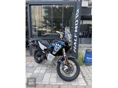 HALF MOTO 2023 HUSQVARNA NORDEN 901 EXPEDITION