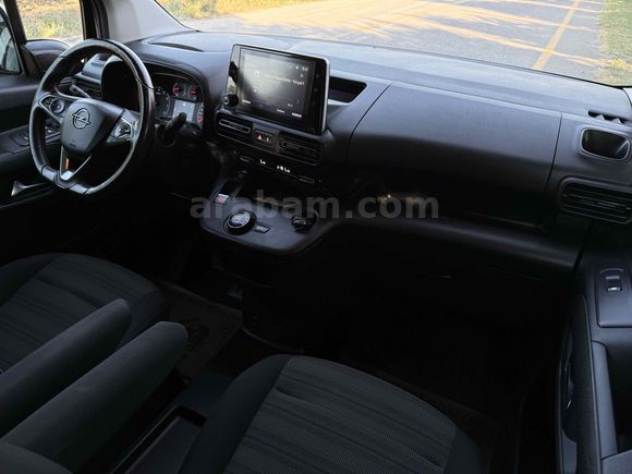 Galeriden Opel Combo 1.5 CDTI Edition 2022 Model Sakarya