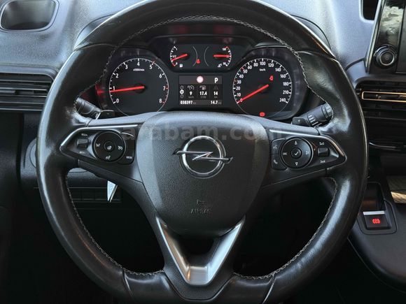 Galeriden Opel Combo 1.5 CDTI Edition 2022 Model Sakarya