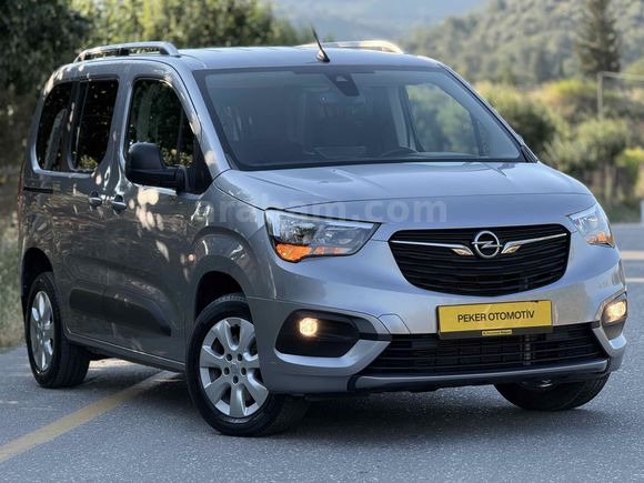 Galeriden Opel Combo 1.5 CDTI Edition 2022 Model Sakarya