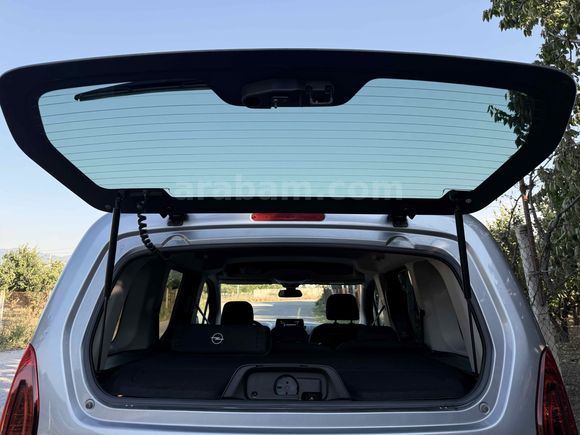 Galeriden Opel Combo 1.5 CDTI Edition 2022 Model Sakarya