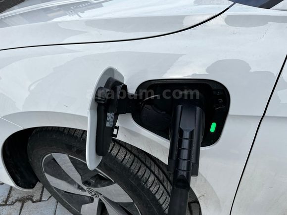 FATURA KESİLECEK  Volkswagen Passat Variant  PLUG-İN HYBRİD 1.5 e-TSI Impression 2025MODEL