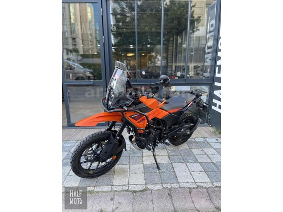 HALF MOTO 2025 KTM 390 ADVENTURE X