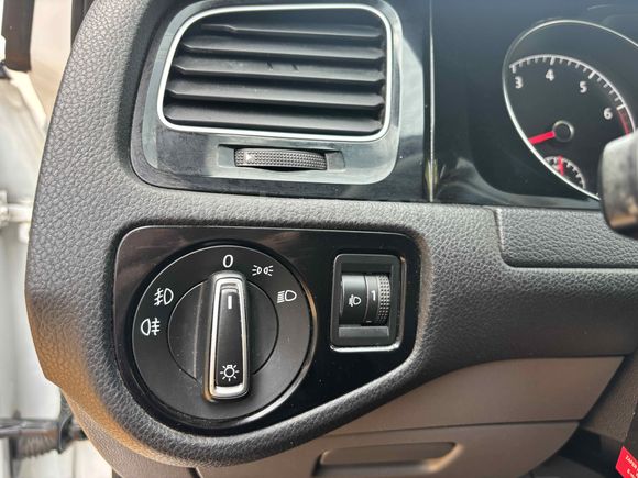 Volkswagen Golf 1.2 TSi Comfortline 2016 Model 